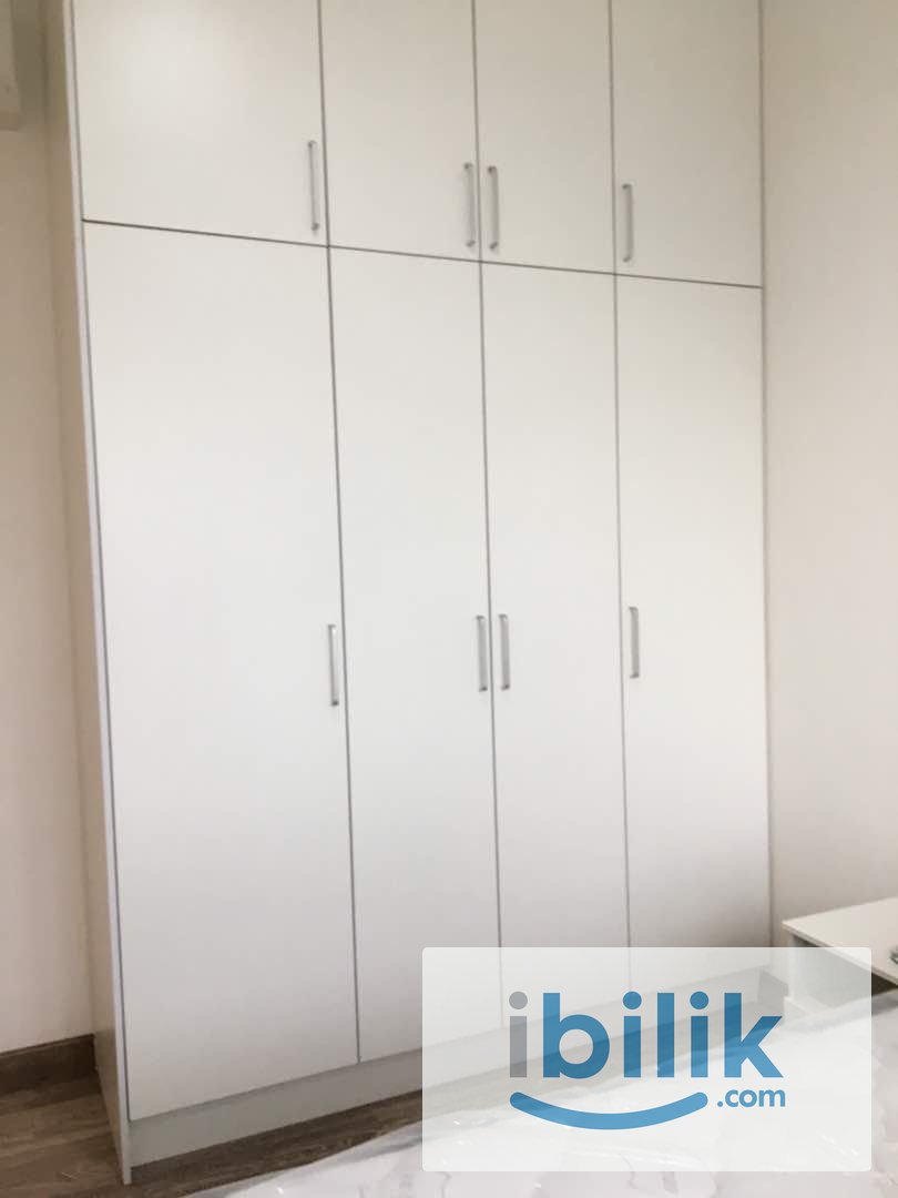 🏠 Master Room for Rent – South View, Bangsar South - Image 1