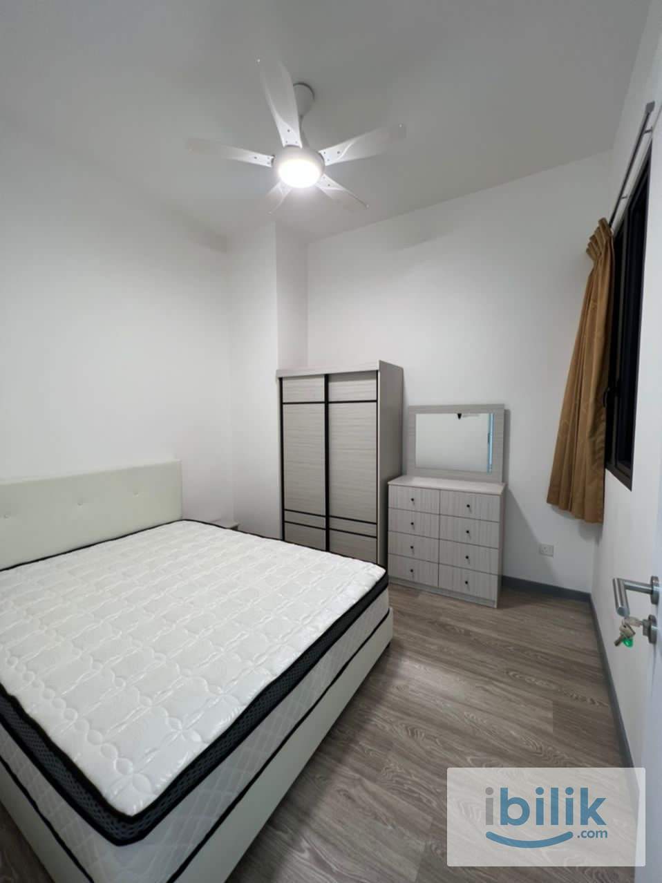 Ready move-in Middle Room for Rent @ South View, Bangsar South - Image 4
