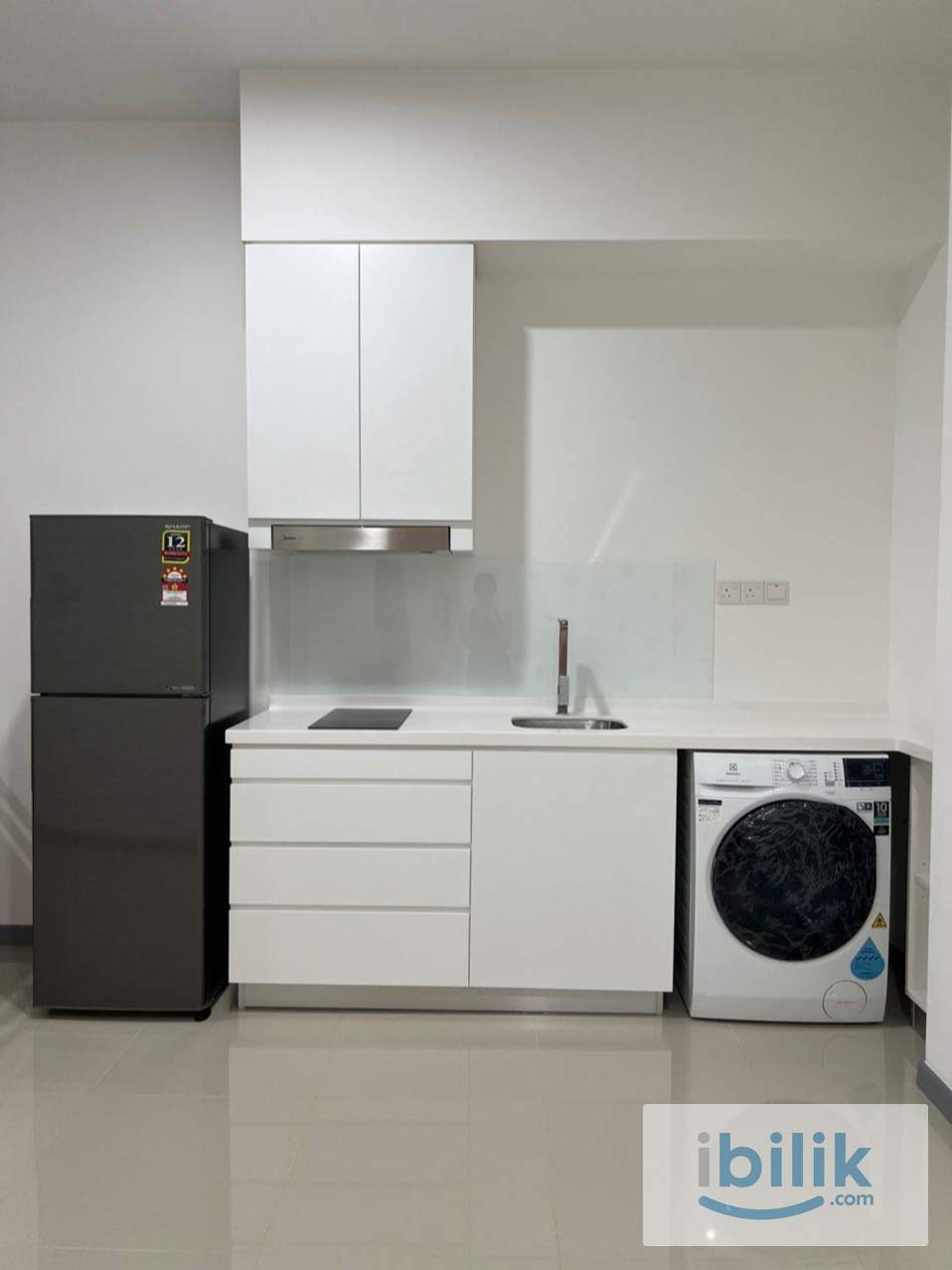Ready move-in Middle Room for Rent @ South View, Bangsar South - Image 5