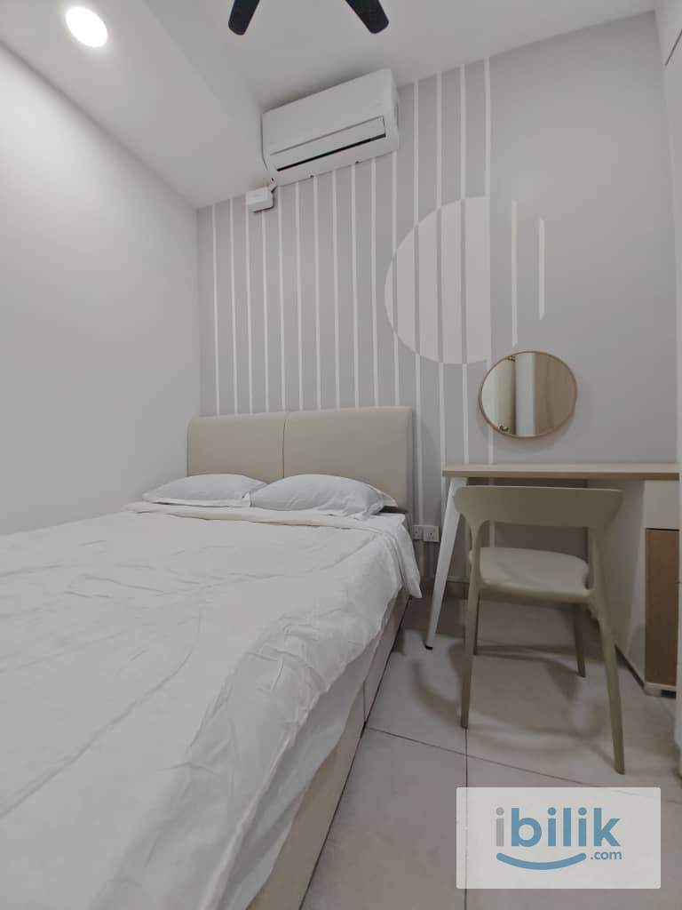 (MIXED UNIT) Middle Room at Meta Residence - Image 3