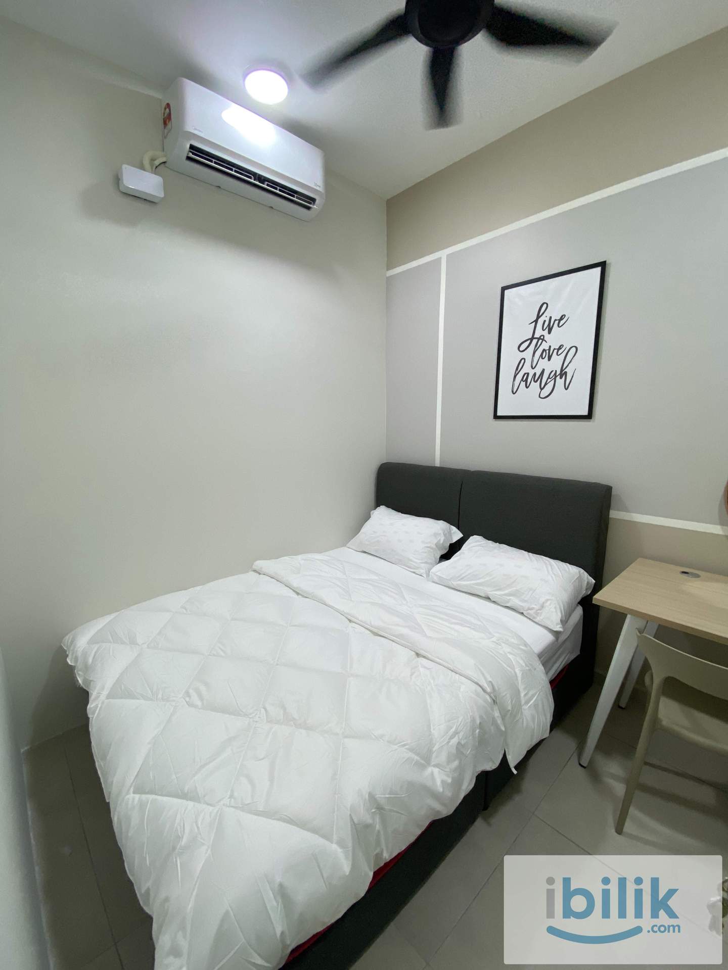 (MIXED UNIT) Middle Room at Meta Residence - Image 5