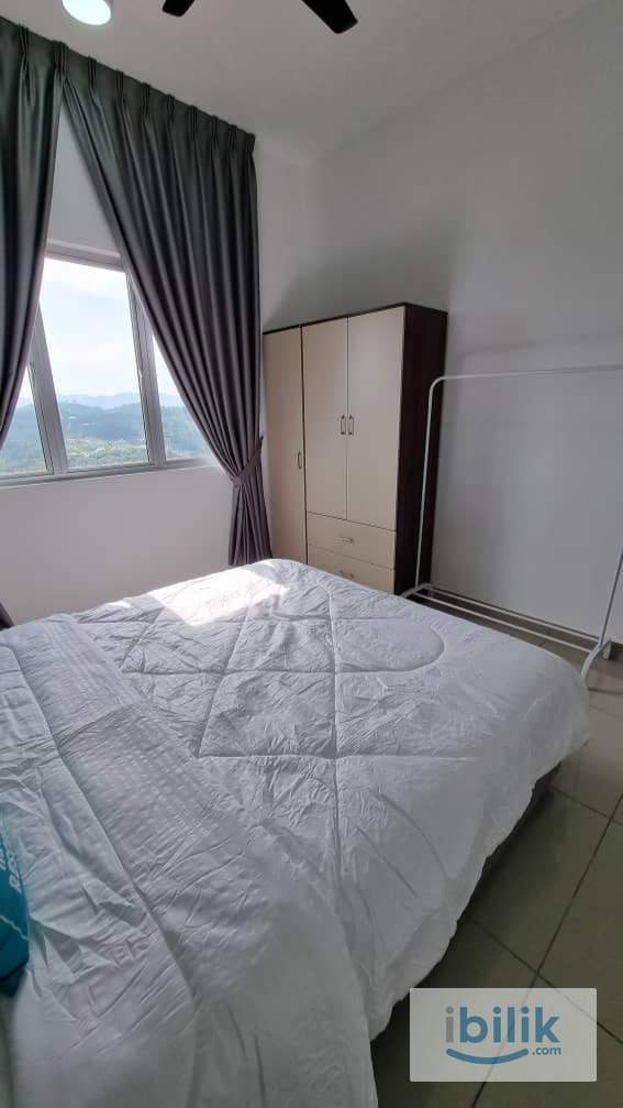 (FEMALE UNIT) Master Bedroom at Acacia Residence - Image 5