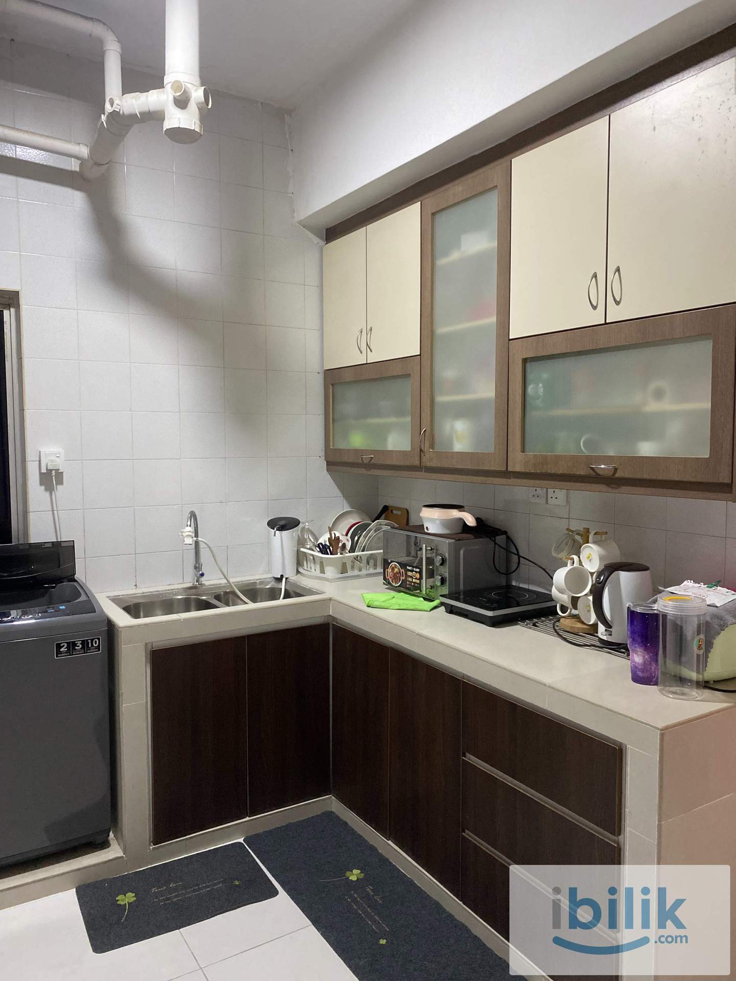 (MIXED UNIT) Middle Room at Pearl Point Condominium - Image 5