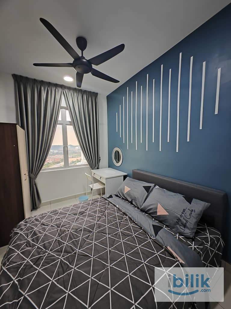 (MIXED UNIT) PARAISO RESIDENCE - MIDDLE ROOM - Image 1