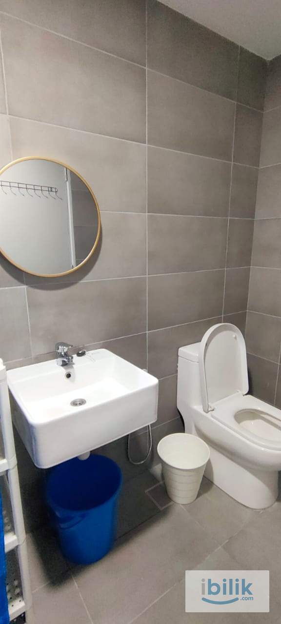 [MIXED UNIT] RIANA SOUTH CONDOMINIUM - MIDDLE ROOM - Image 4