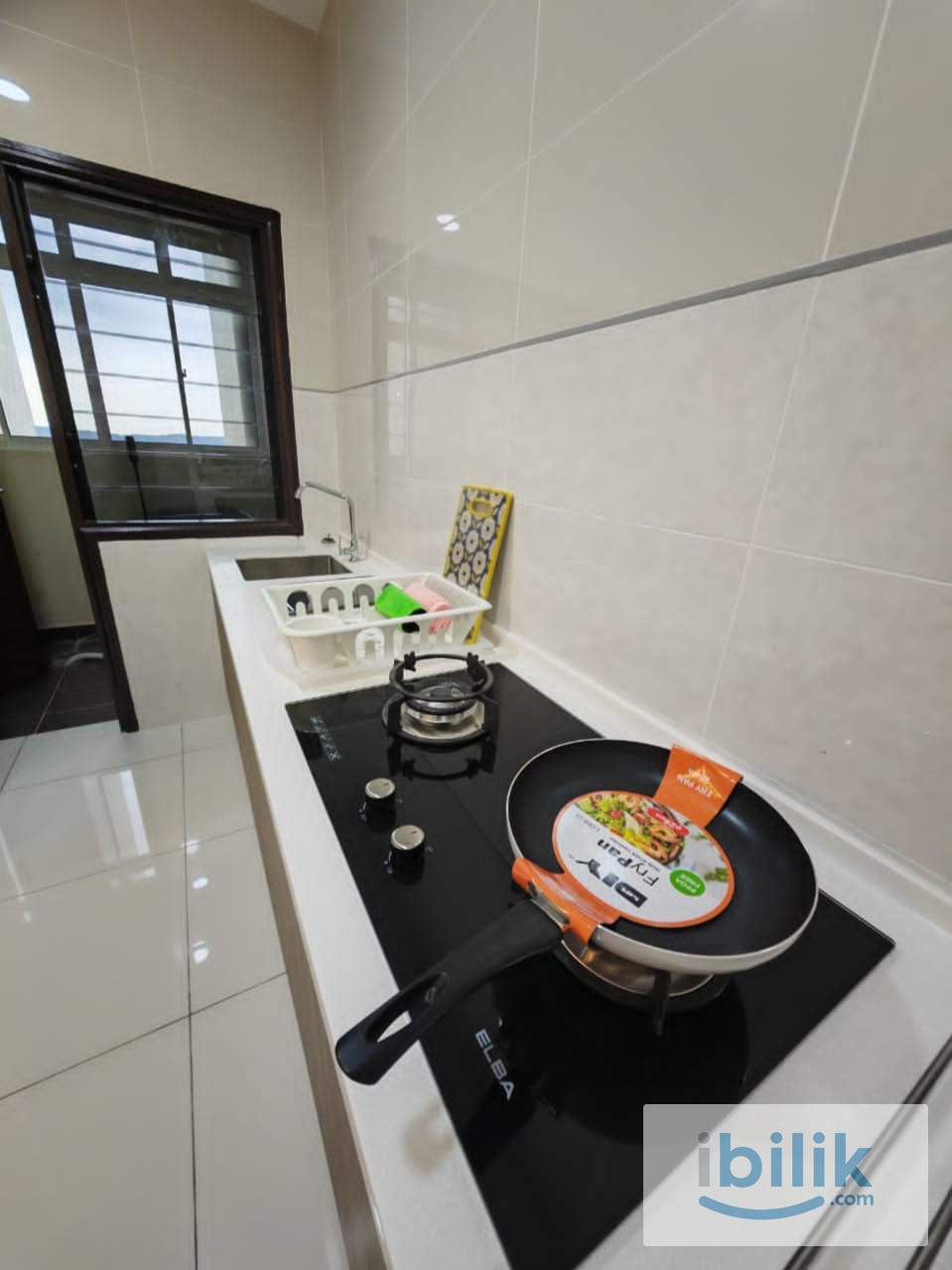 [MIXED UNIT] PARAISO RESIDENCES - MIDDLE ROOM - Image 5