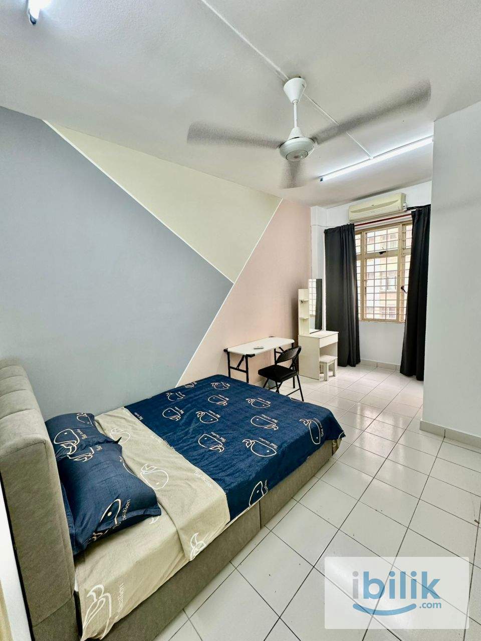 Fully furnished fortune avenue room for rent. walking distance to MRT - Image 1