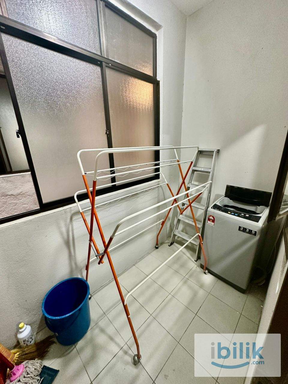 Fully Furnished Suria Putra Middle Room, Bukit Rahman Putra. Near Hospital Sungai Buloh, Daikin - Image 5
