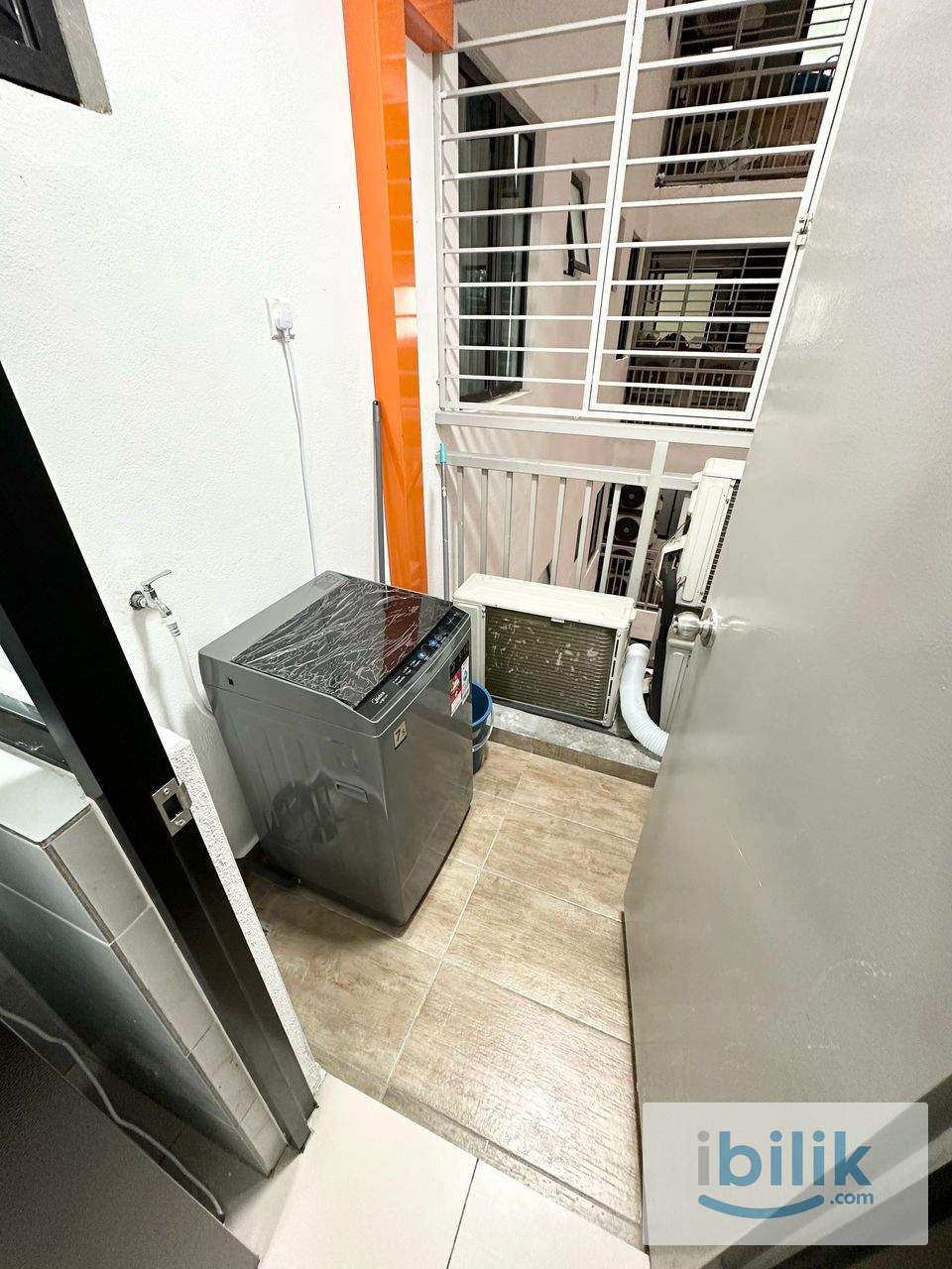 Fully Furnished Master Room for rent Mizumi Residence( Lake View), Kepong. Near MRT, AEON Shopping Mall - Image 5