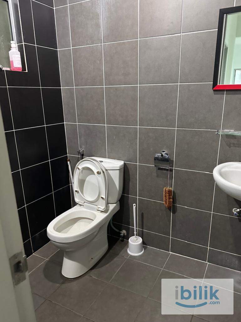 🏡 Fully Furnished Single Room for Rent – Female Only (Move In July) - Image 1