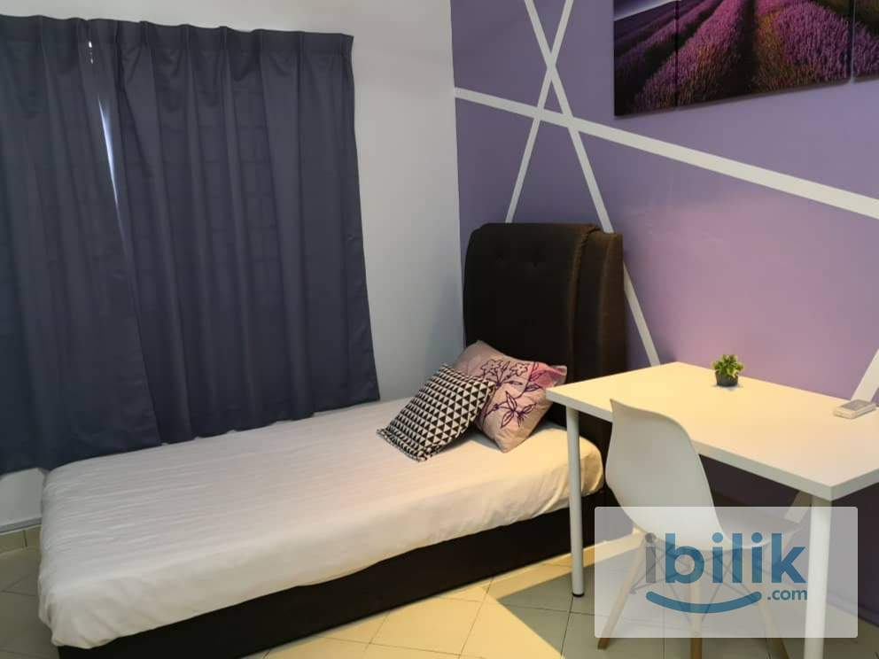Middle Room - Image 2