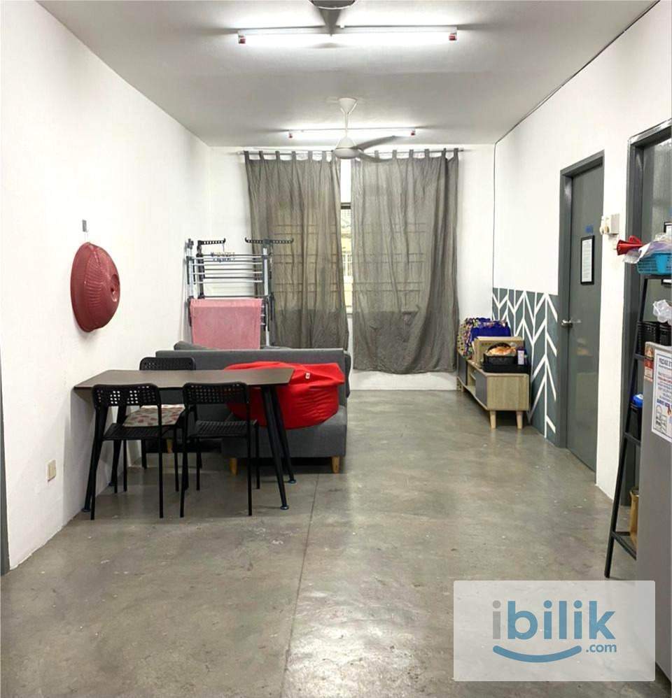 Bilik Sewa Wanita Sahaja, Bandar Saujana Putra - Image 1