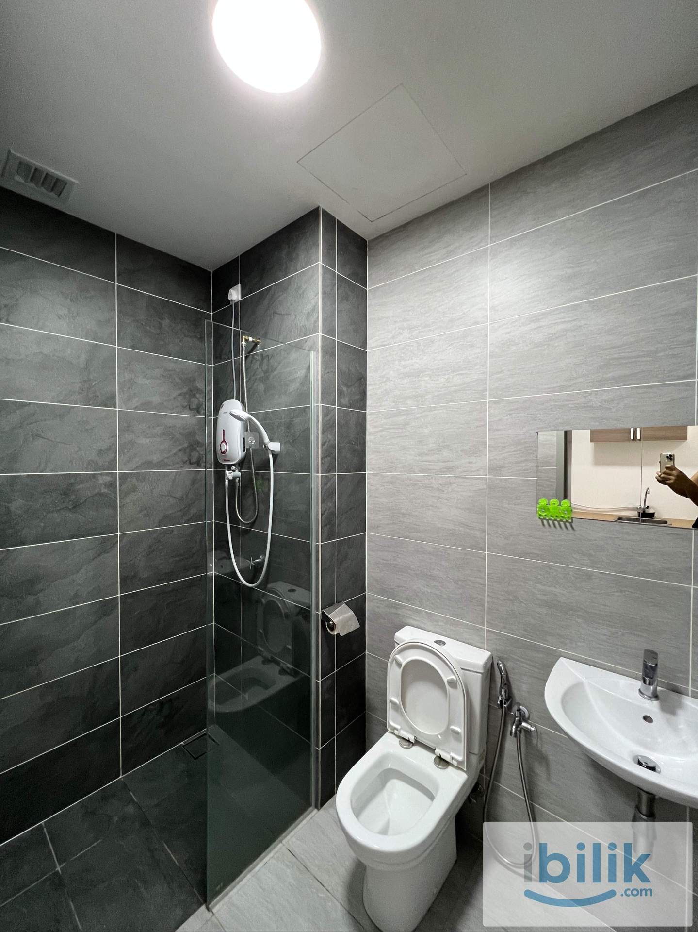‼️Fully Furnished STUDIO Rooms for rent @ Urbano Utropolis Glenmarie🎊 - Image 4