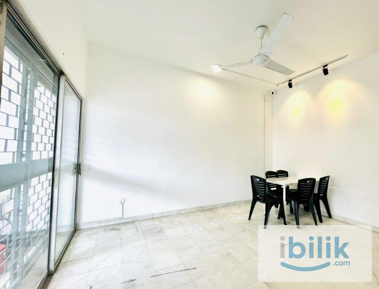 Single AC Room for Rent at SS2 , Petaling Jaya - Image 3