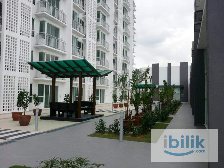 Menara U Big Single Room With Window Near AEON MSU Sek 13 Shah Alam - Image 3