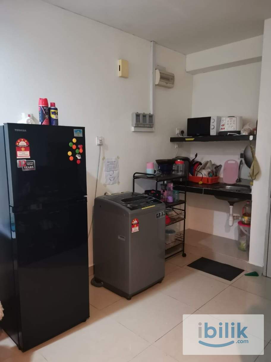 Menara U Big Single Room With Window Near AEON MSU Sek 13 Shah Alam - Image 5