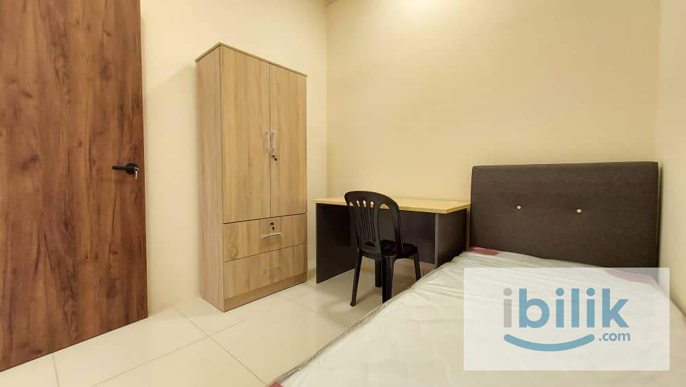 Female Small Room at J Dupion Residence, Cheras - Image 5
