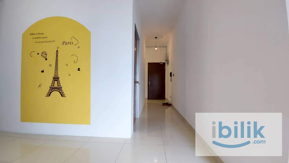 Mixed Master Room., J. Dupion Residence, Private entrance and bathroom - Image 5