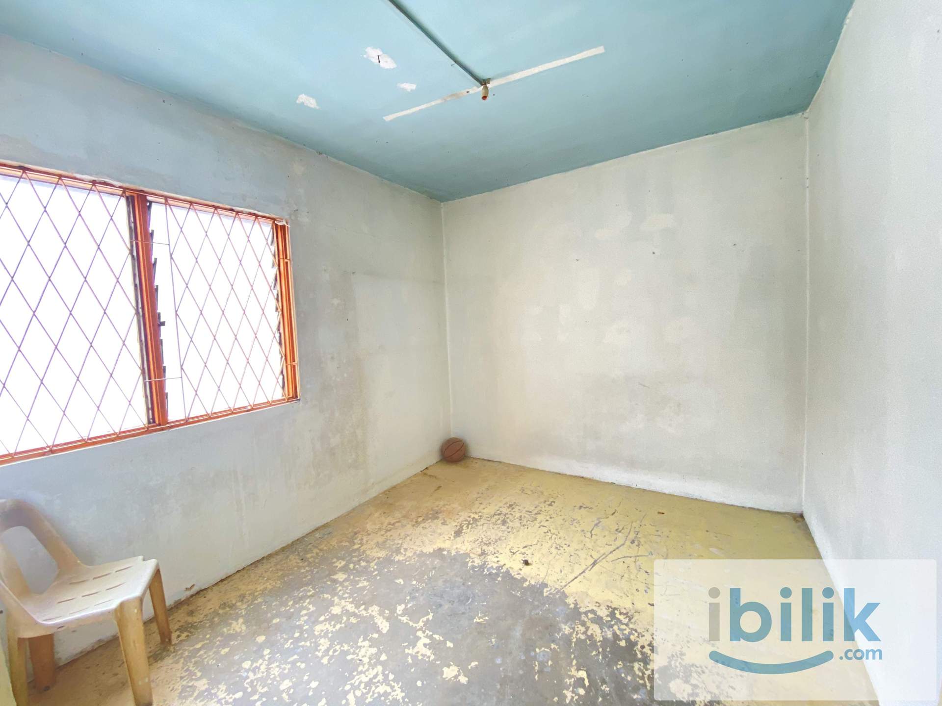 Selesa Jaya Flat Ground Floor For Rent 2 Bedrooms 1 Bathroom Walking distance to Shop lot - Image 4