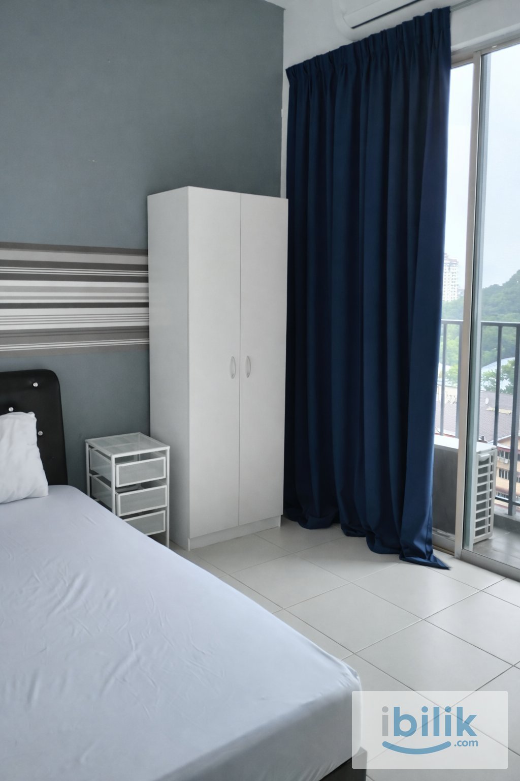 🌷 All-Female Balcony Room @ The Zizz | Cozy & Affordable | MRT Walking Distance - Image 6