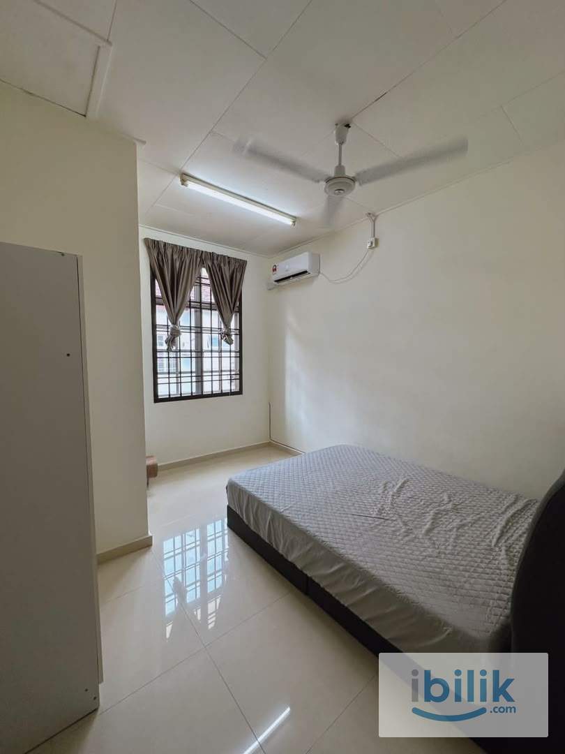 Medium Room Room at Taman Nusa Indah - Image 1
