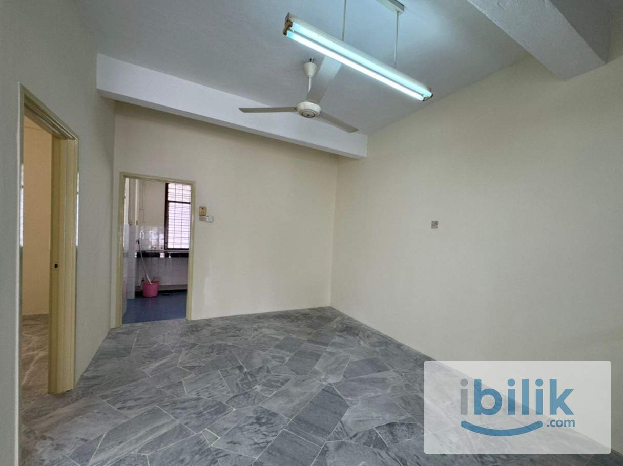 Bedroom 4 (Downstairs) @ Double Storey Terrace @ Taman Permai 3, Seremban - Image 3