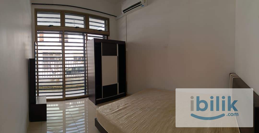 ROOM @ MUTIARA RINI - Image 3