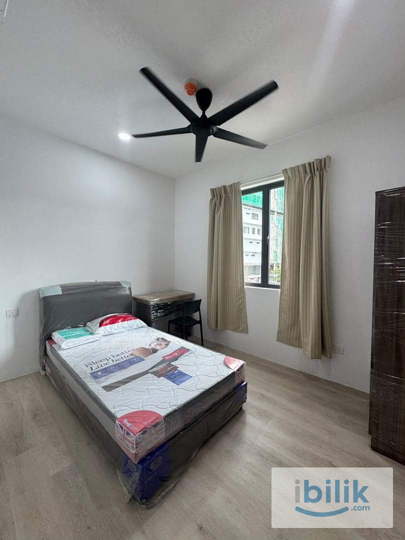 Kenny Hill Residence 2 Apartment Room For Rent  - Image 1
