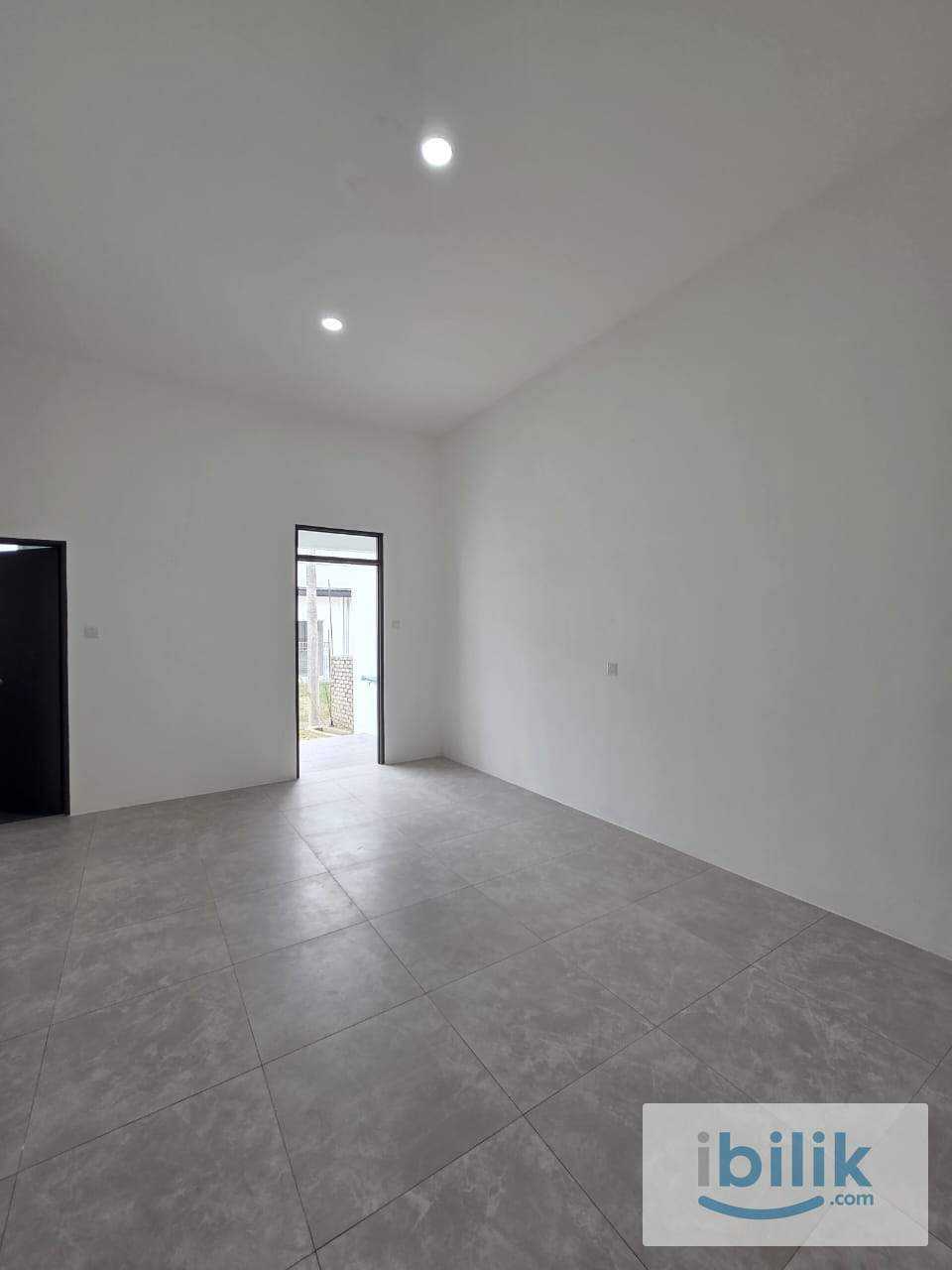 Room For Rent @ Casa Harmoni Matang Batu 8  - Image 1