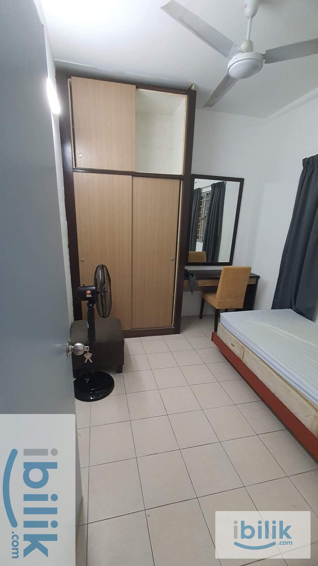 Single Middle Room at Casa Subang, UEP Subang Jaya - Image 2
