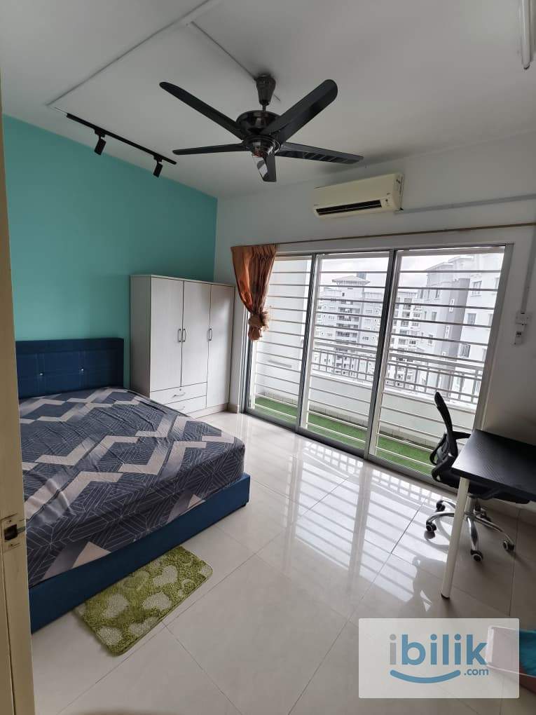 Suriamas Condominium Bandar Sunway Balcony Room (Female Only) - Image 1