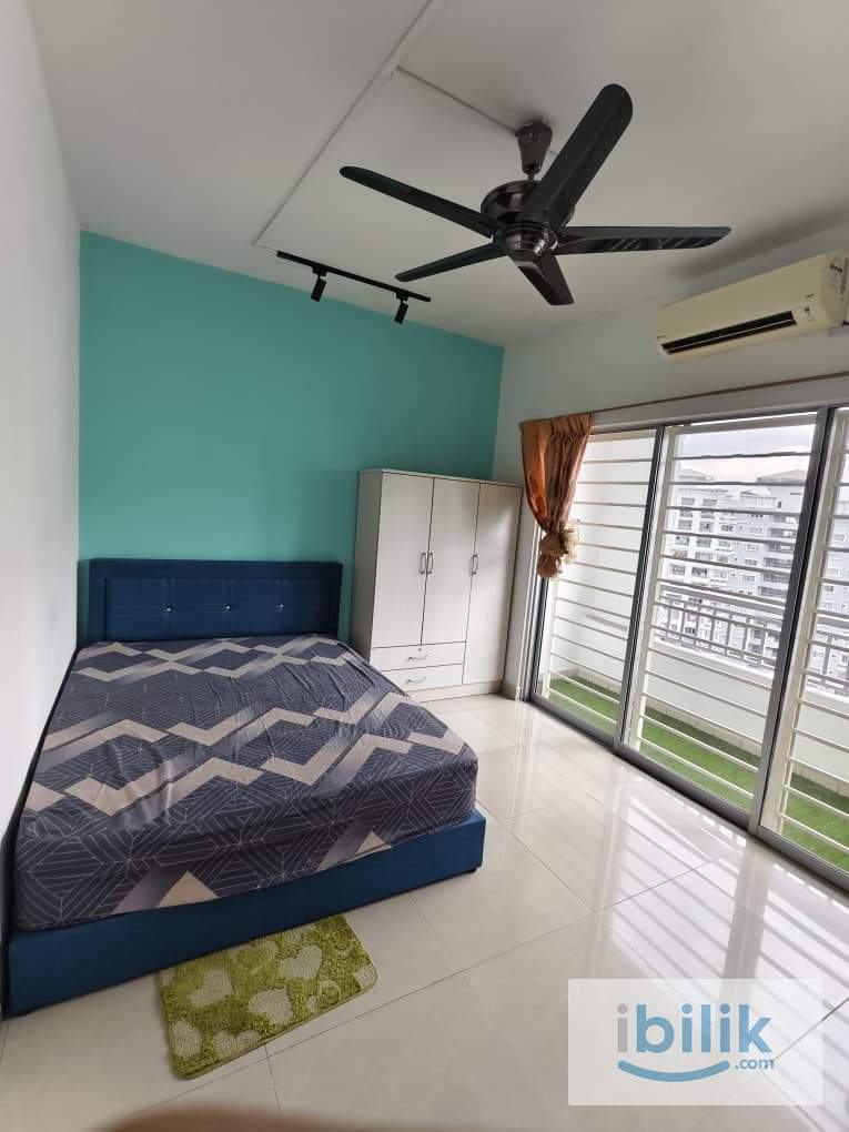 Suriamas Condominium Bandar Sunway Balcony Room (Female Only) - Image 2