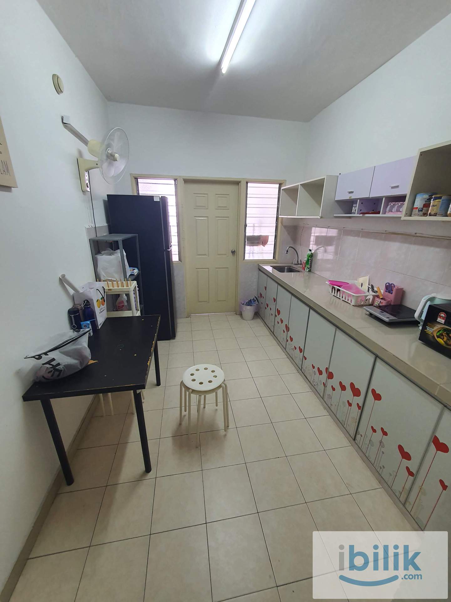Suriamas Condominium Bandar Sunway Balcony Room (Female Only) - Image 5