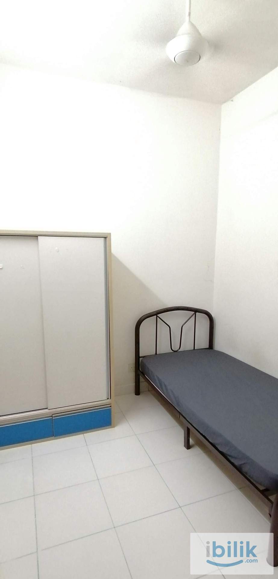 Single room Available for rent at Avenue Crest (Male) - Image 1