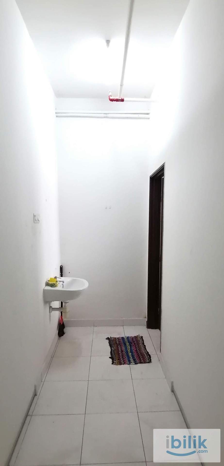 Single room Available for rent at Avenue Crest (Male) - Image 7