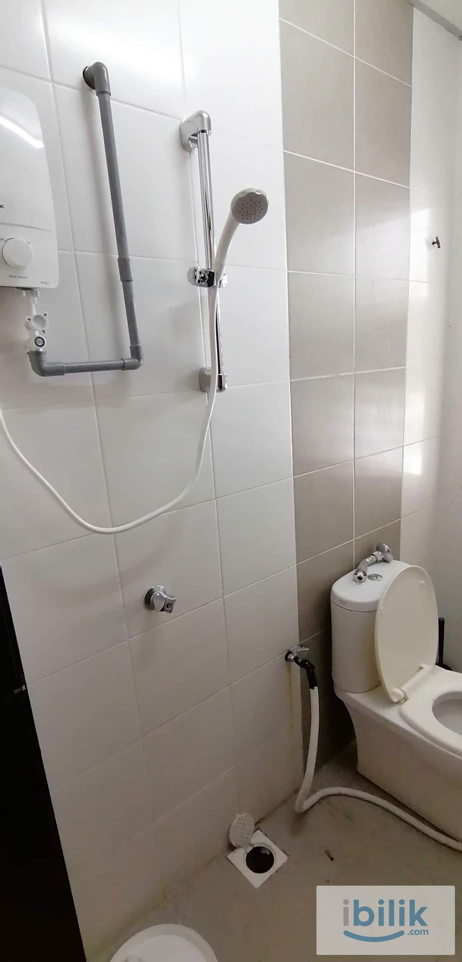 Single room Available for rent at Avenue Crest (Male) - Image 9