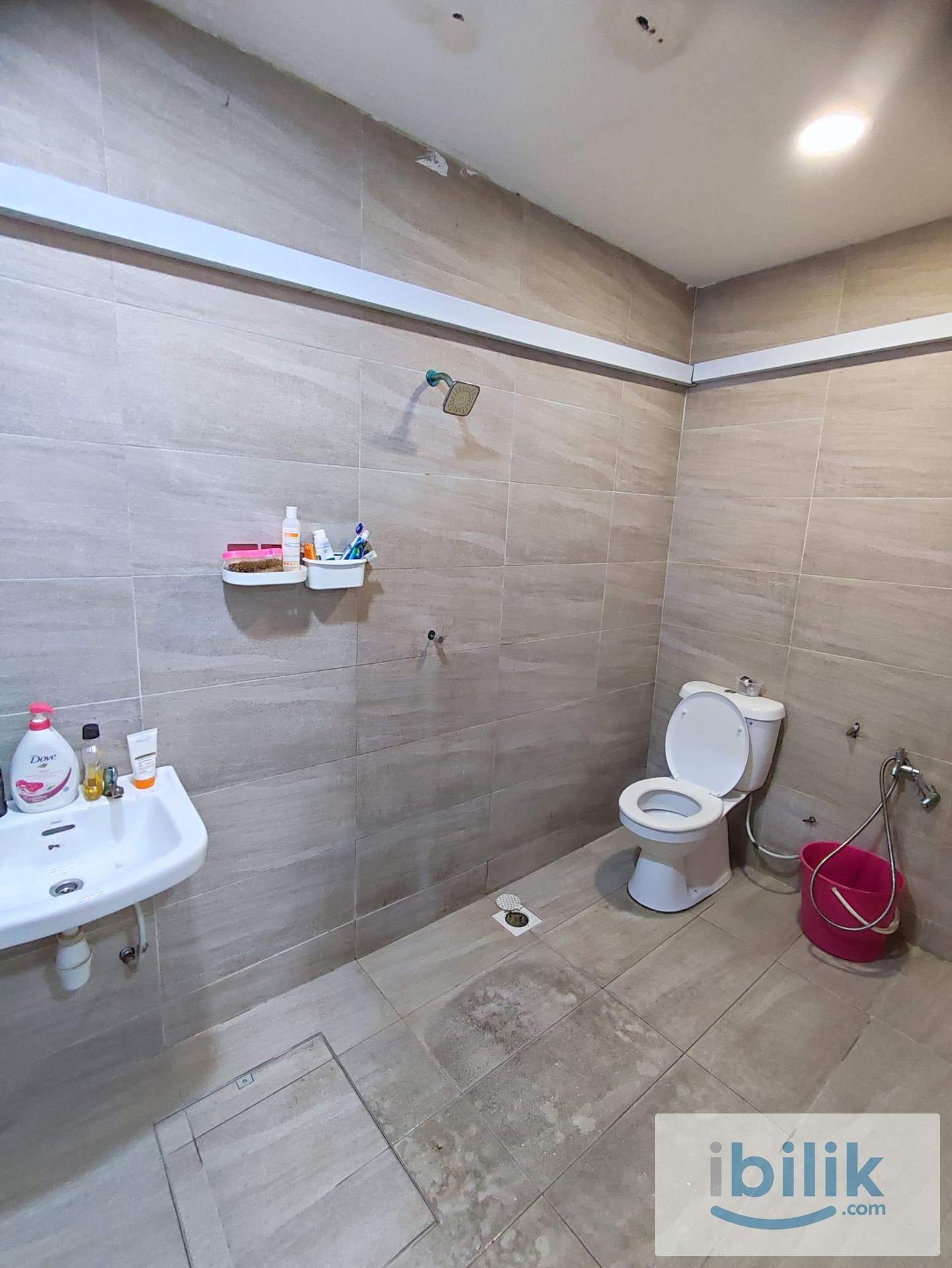Single Room Bandar Bukit Tinggi 1 for Male - Image 1