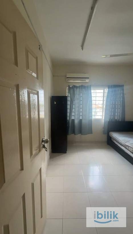 Single room for female at Suriamas Condo - Image 5