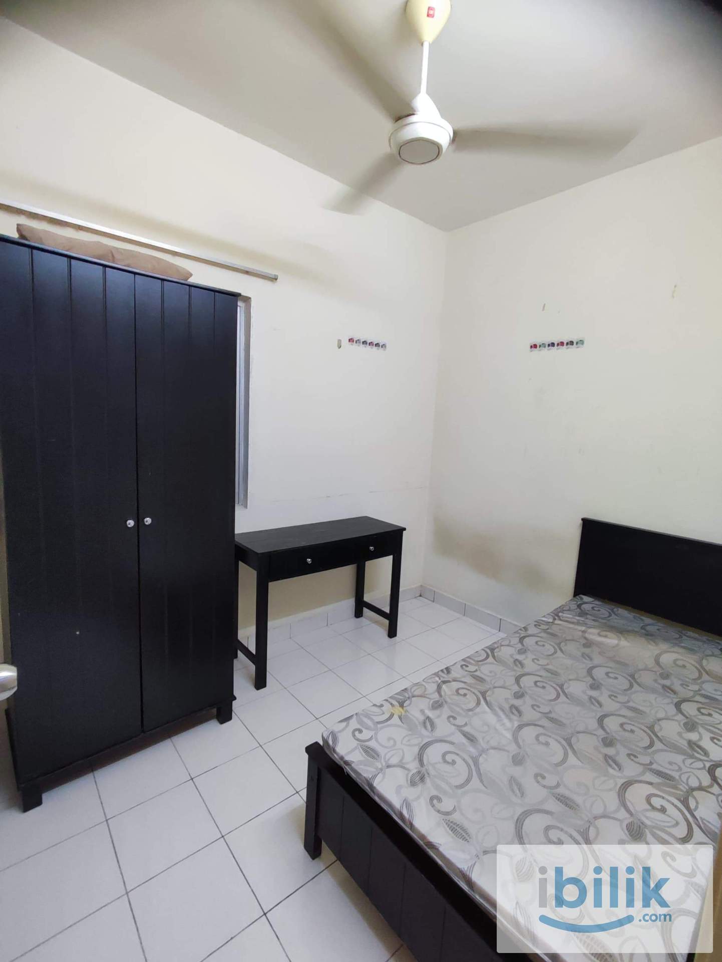 Single rooms for Male at Suriamas Condo - Image 4
