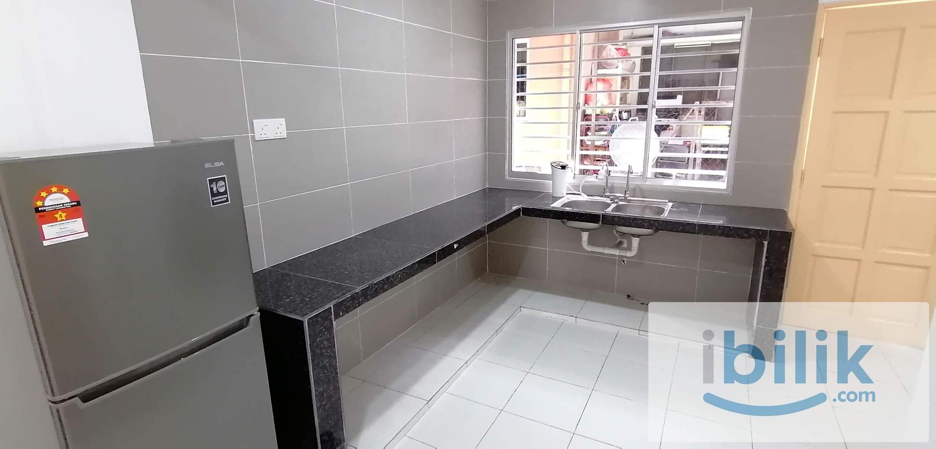 Single Room at PJS 7 DOUBLE STOREY HOUSE for male  - Image 4