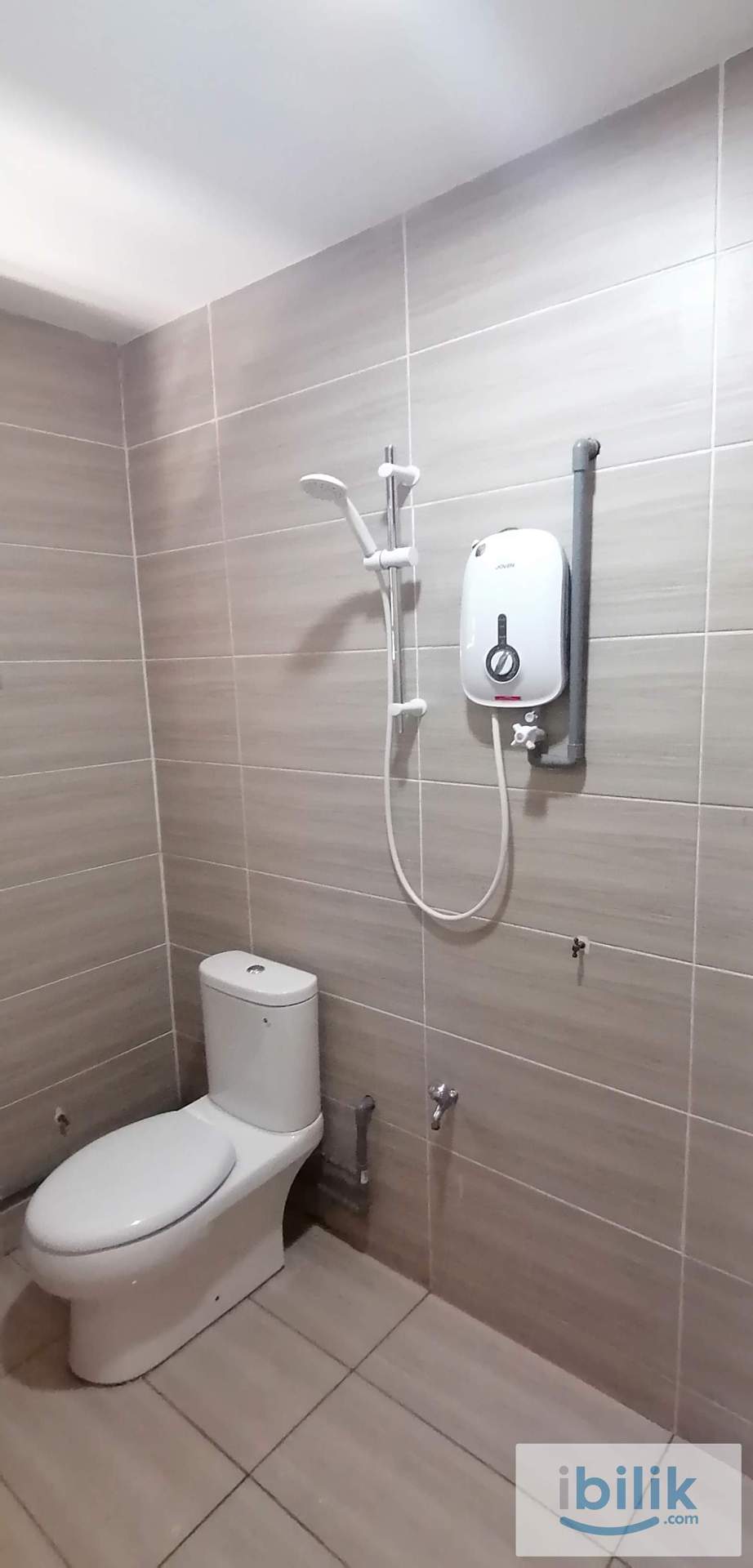 Single Room at PJS 7 DOUBLE STOREY HOUSE for male  - Image 2