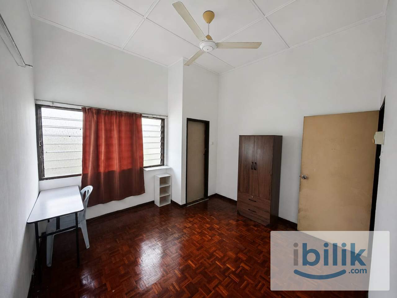 Spacious Middle Room @ SS4C (Near Kelana Jaya LRT) - Image 1