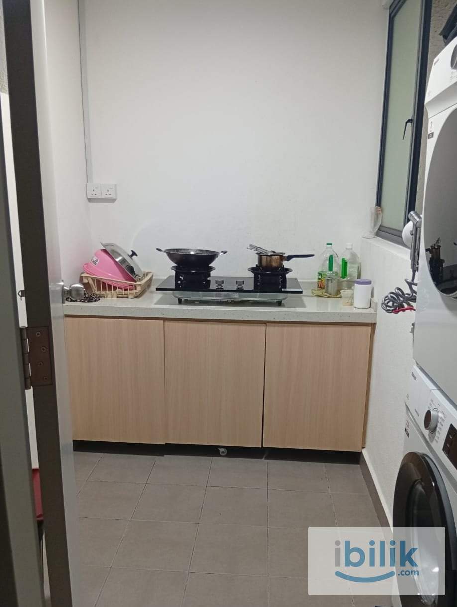 Master Room - Image 1