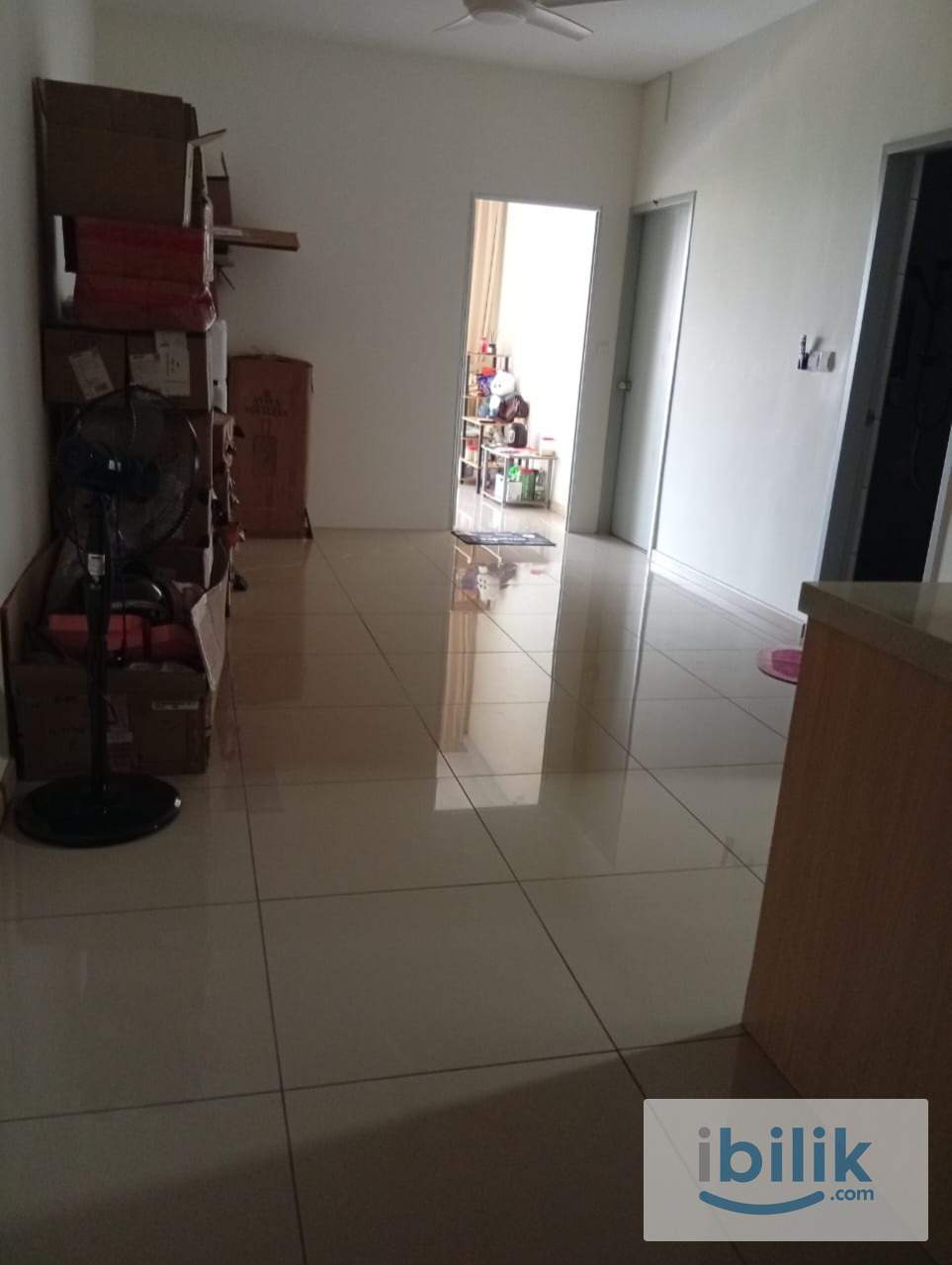 Master Room - Image 2