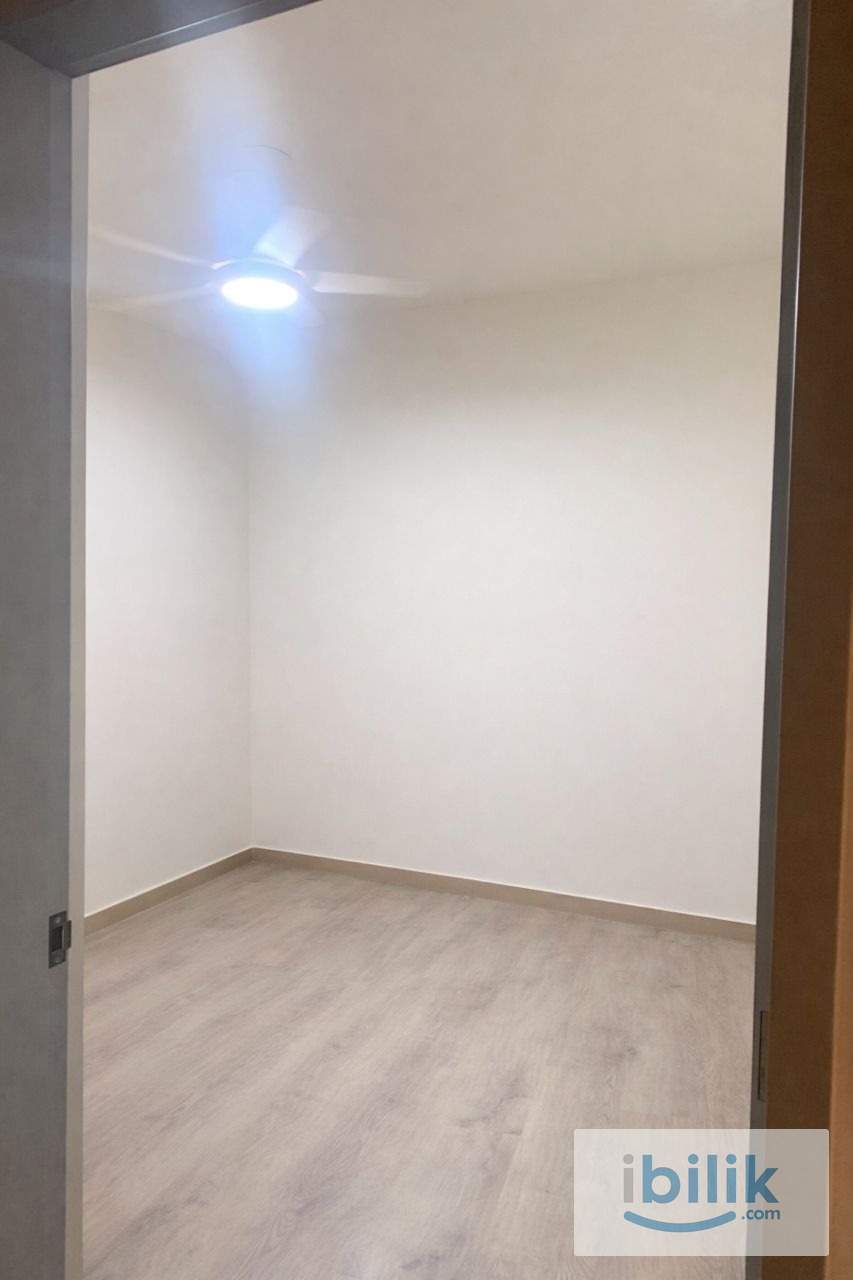 Master Room - Image 4