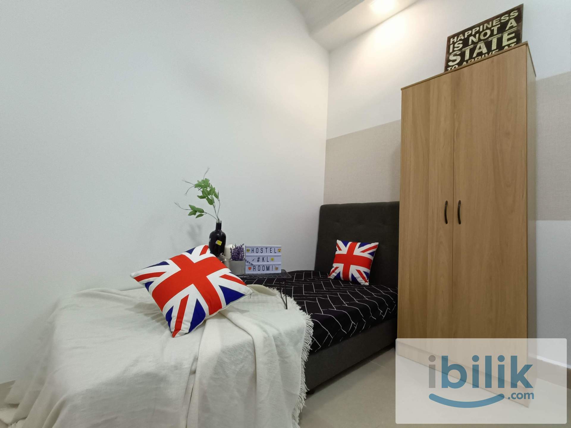 [Middle Room] Cengal Cond, LRT salak selatan, Permaisuri, HUKM, Tun Razak [Fully + AC] - Image 6