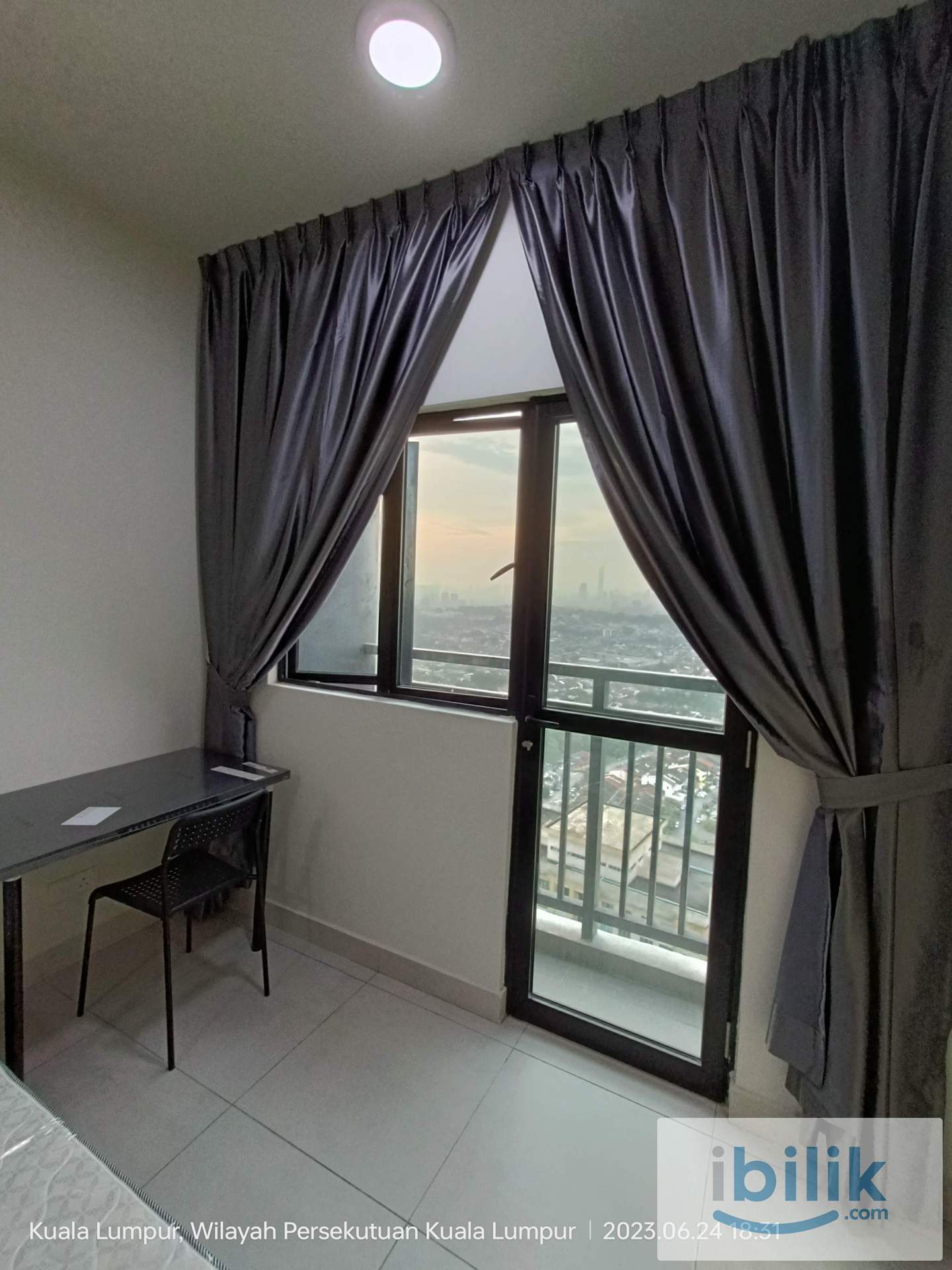 [Master Room] Maxim Majestic , 5 min to UCSI, 1 min to MRT Connaught [Fully+AC] - Image 5