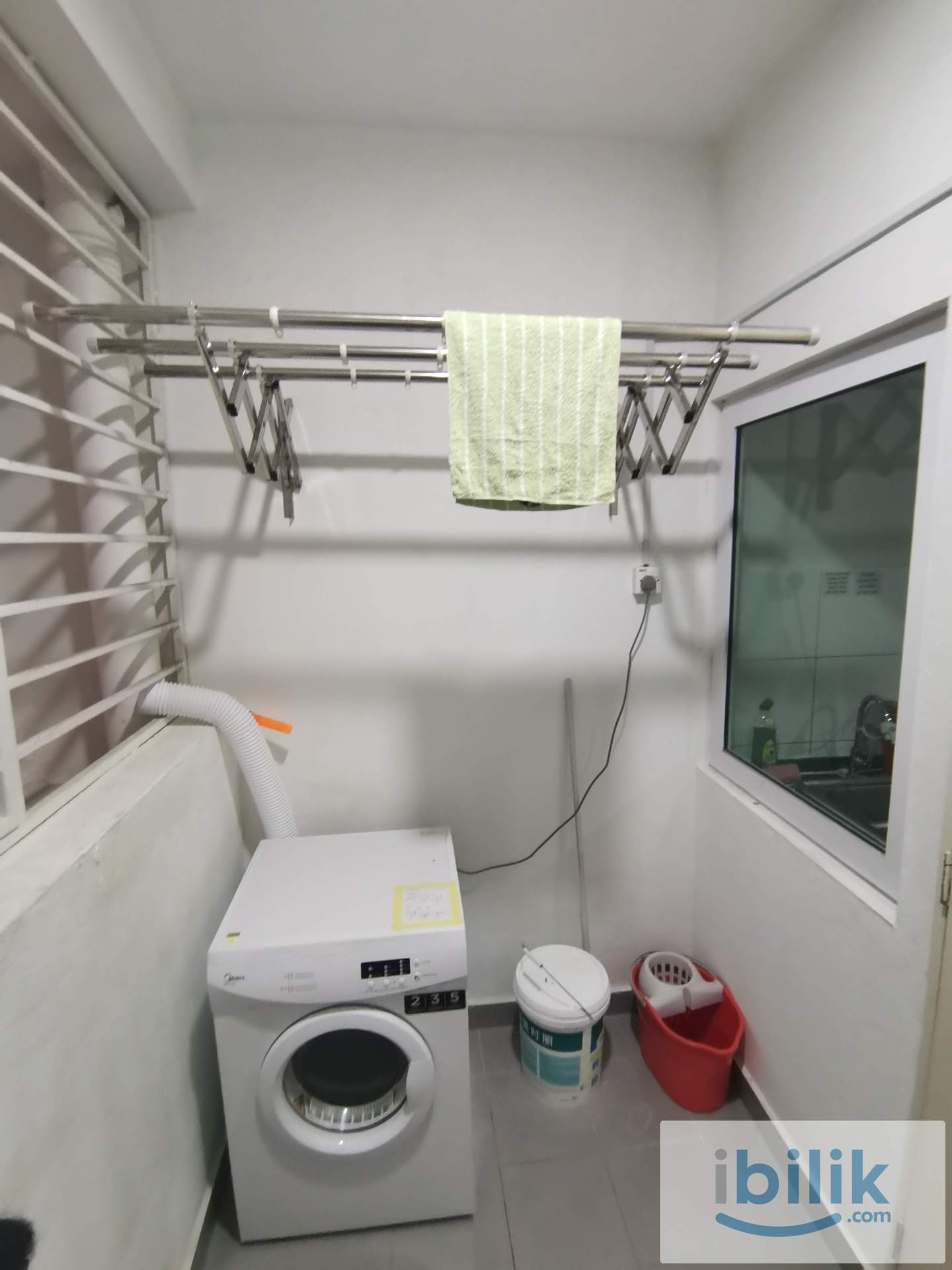 [Master Bedroom  Holmes1 & 2, 7min to UCSI University, Near Hukm [Fully + AC) - Image 10