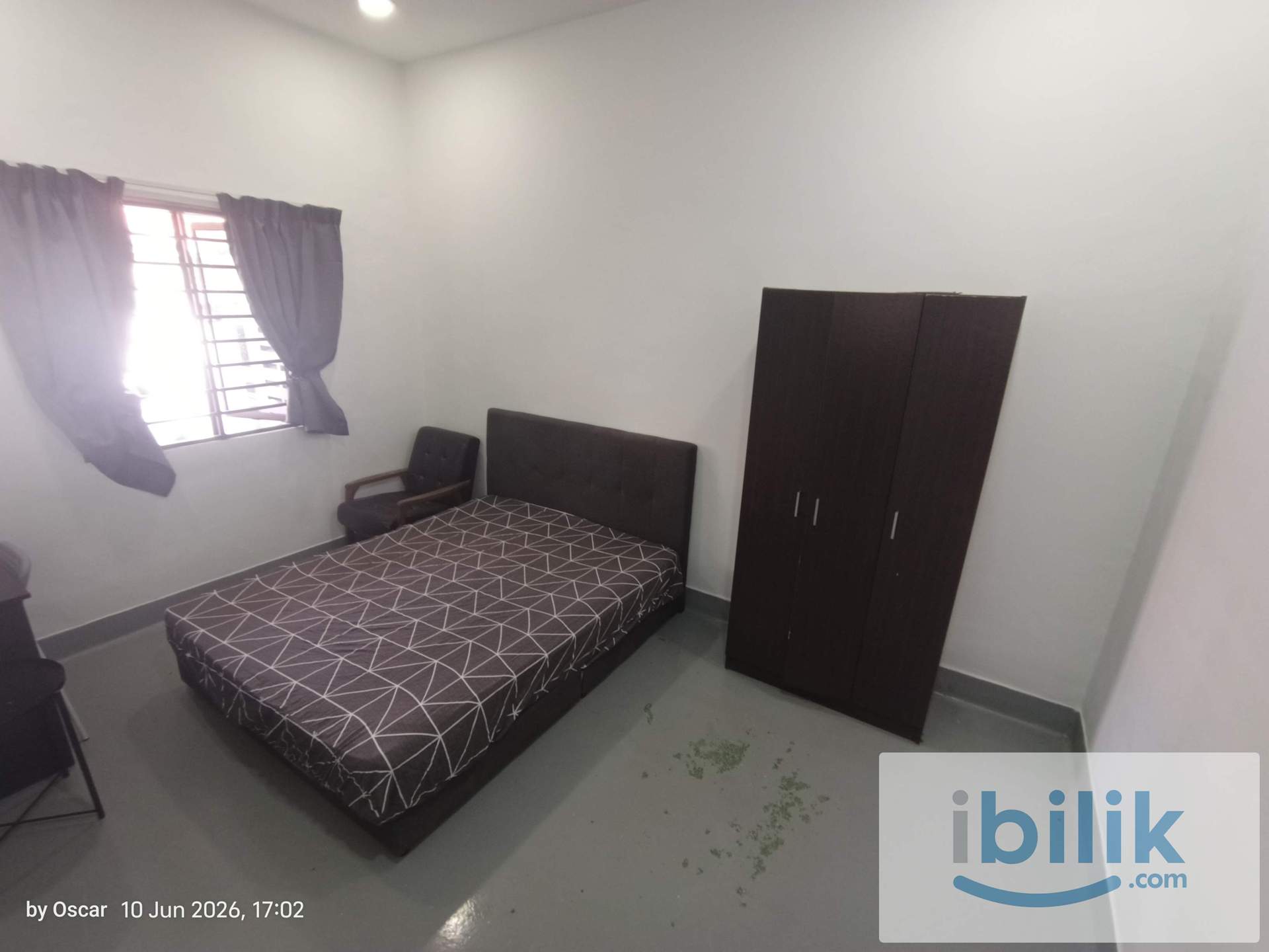[Queen Bedroom] Walking Distance to MRT Maluri, Sunway Velocity, NSK Peel Road, My town, Ikea, Viva home - Image 2