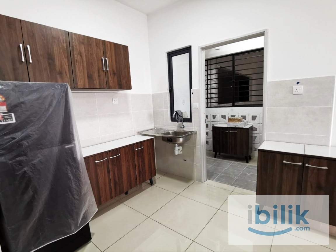 🛋️PV9 [𝗕𝗔𝗟𝗖𝗢𝗡𝗬 𝗥𝗢𝗢𝗠 𝗙𝗨𝗟𝗟𝗬 𝗙𝗨𝗥𝗡𝗜𝗦𝗛𝗘𝗗]  ✨ 3 Mins to TAR UMT & LRT Taman Melati | Students/Pros Welcome! 🎓💼 - Image 5